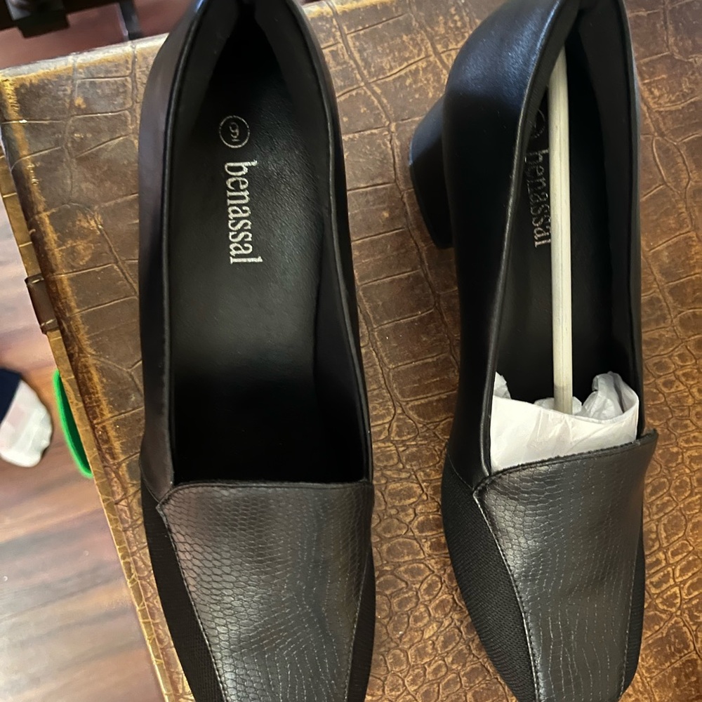 Women's Black Loafers